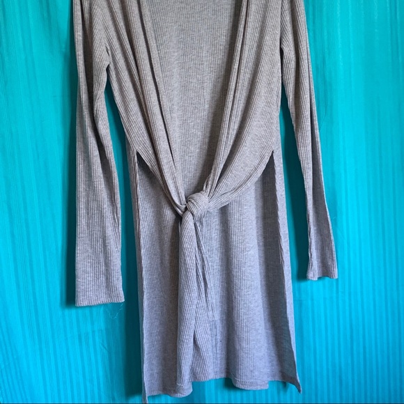 Gray cardigan - Picture 2 of 2